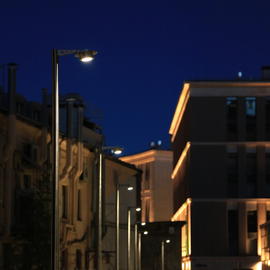 TRIF CITY M - столбы уличного света